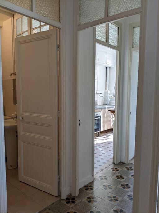 Amazing 2-Bedroom Apartment In Nice Near The Beach ภายนอก รูปภาพ
