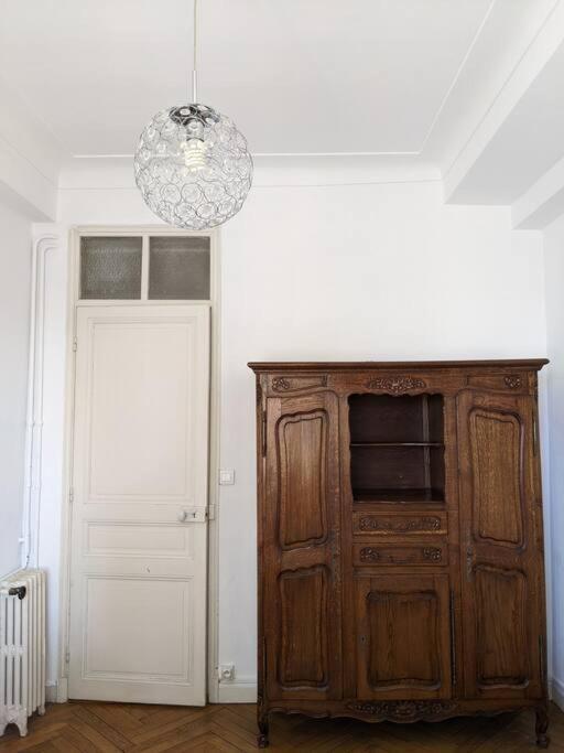 Amazing 2-Bedroom Apartment In Nice Near The Beach ภายนอก รูปภาพ